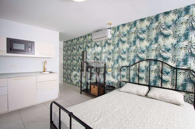 Foto 91049318-8856-4787-a86d-84b698fc59bf. Apartamento  en torres yomely, playa las américa en Arona