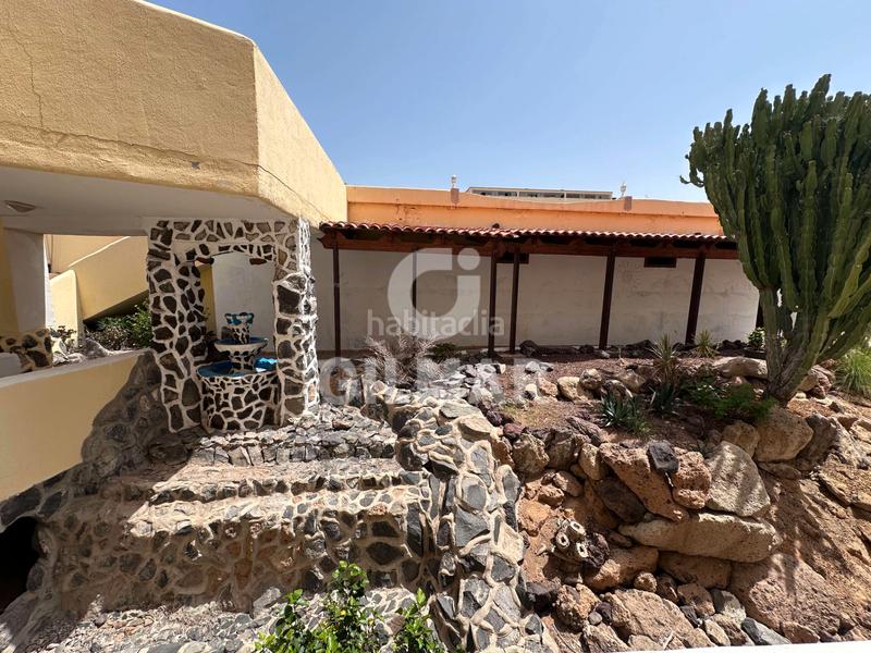 Foto 98884e08-9549-443a-8239-7a6ff0f17d2e. Dúplex  con vistas al mar en playa paraiso en Adeje