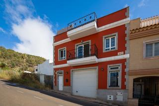 Towny house in Calle el secuestro 5