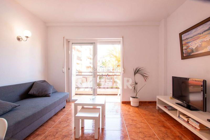 Foto 55646b66-f134-4541-8965-1af4be77e224. Apartament amb piscina a Los Cristianos Arona