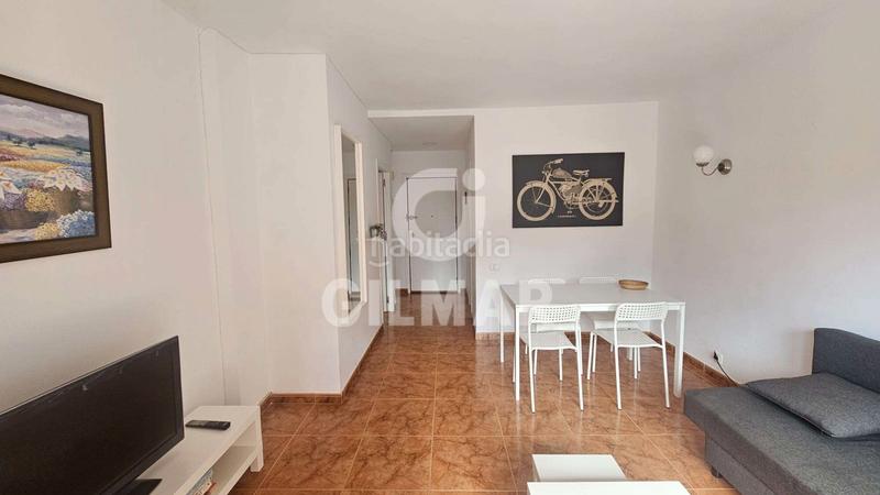 Foto 9d9379b5-f960-43f3-8caa-3d4b0054e984. Apartament amb piscina a Los Cristianos Arona