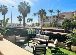 Reihenhaus in Playa del Duque. Chalet adosado en playa del duque