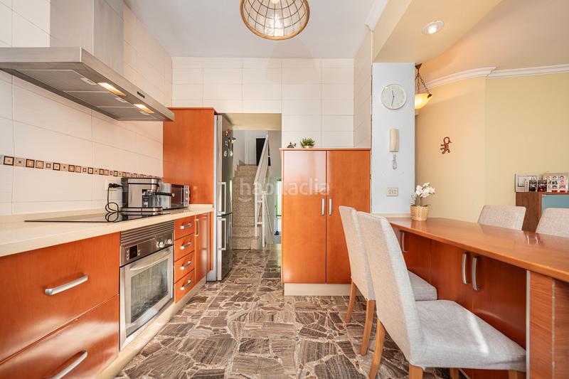 Foto d99a1e97-a5de-4dce-a713-2fc16784b8d6. Semi detached house with parking in Isleta Palmas de Gran Canaria (Las)