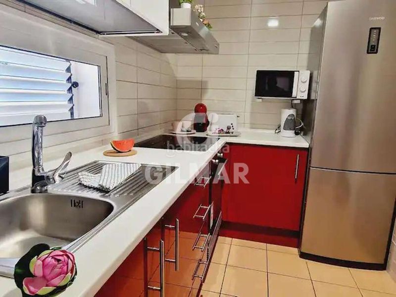 Foto f2a0c840-2cb3-401d-84af-eef460b189c8. Casa adossada amb aparcament piscina a Playa Fañabé Alto Adeje