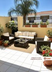 Maison jumelée à Playa Fañabé Alto. Chalet adosado en costa adeje