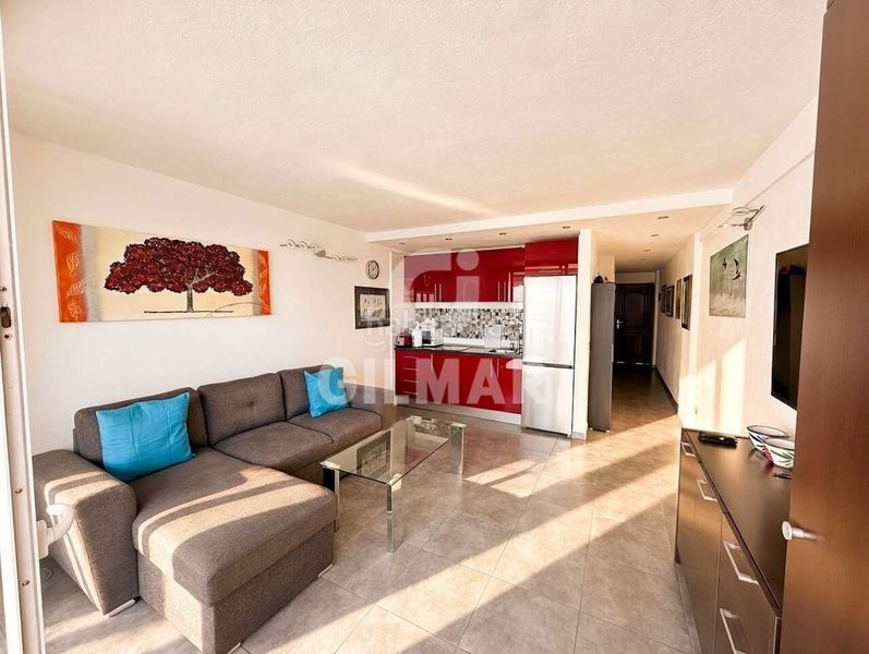 Foto 54843f59-bb12-4d7c-a32d-5b7b16c1ce14. Apartament a Playa de las Américas Adeje