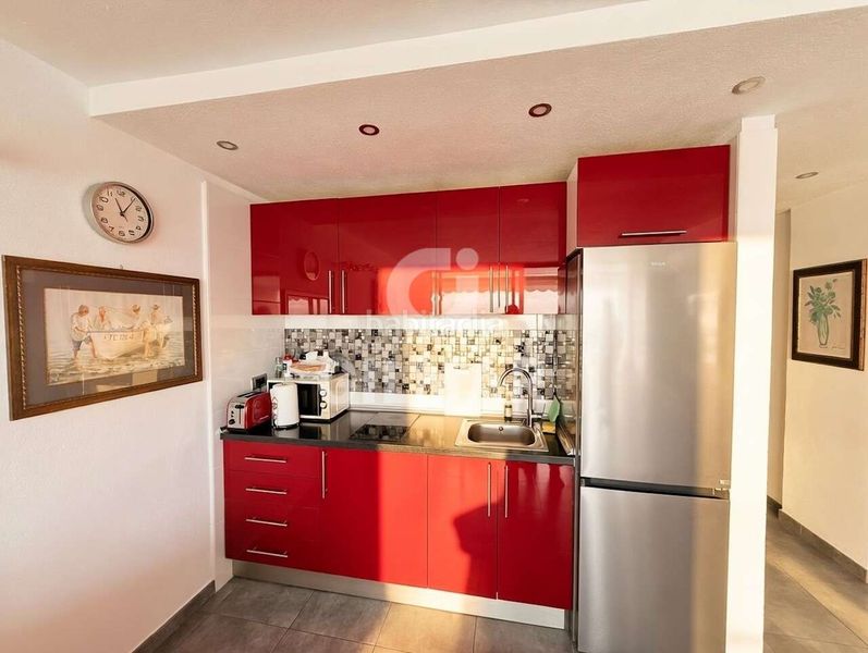 Foto c351ff22-ba4c-4782-ba44-687c0fe3cb7d. Apartament a Playa de las Américas Adeje