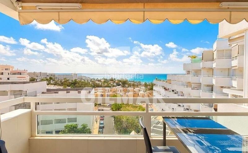 Foto fc84969a-e929-40a2-8fa8-17677a0f3ee3. Apartament a Playa de las Américas Adeje