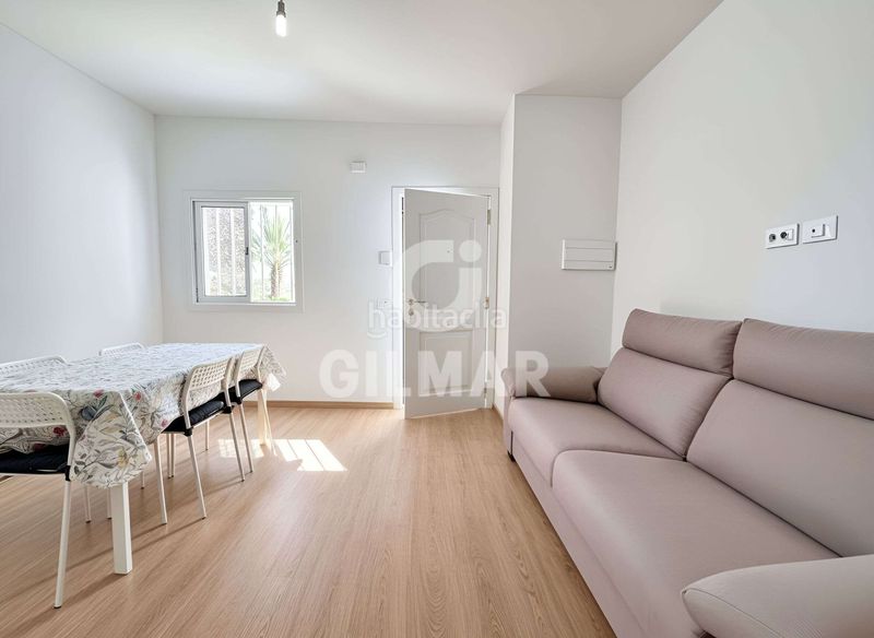 Foto ead8a728-0d2d-41a9-8639-0ac5302fec87. Dúplex amb piscina a Costa del Silencio Arona