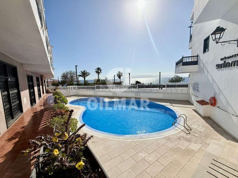 Foto 3b388f12-2b98-4fa5-8cc3-45b5b18dbf69. Dúplex amb aparcament piscina a Playa de San Juan Guía de Isora