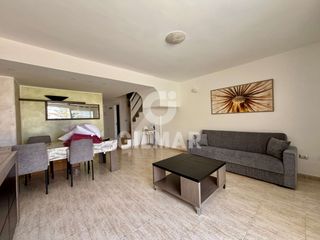 Dúplex  Calle helsinki 24. Duplex en venta en playa del duque