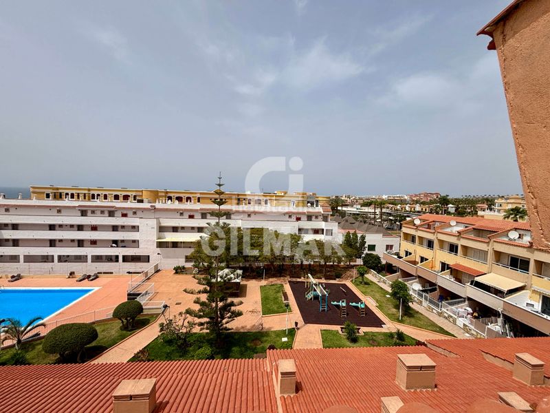 Foto e934ff78-f4b4-482b-8160-c1dc7887b1af. Dúplex a calle helsinki 24 a Playa del Duque Adeje