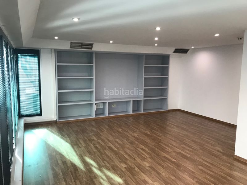 Foto d747e358-15d5-45d2-90e2-b16eabed71e2. Affitto ufficio in calle nicolás estévanez 30 in Santa Catalina - Canteras Palmas de Gran Canaria (Las)