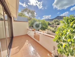 Casa adosada en Playa Fañabé Alto. Chalet adosado en el madroñal