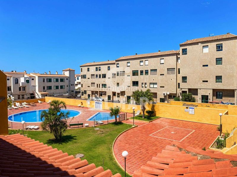 Foto 00a1dc6c-bed6-49c1-b940-4e2c14b9e043. Pis a Costa del Silencio Arona