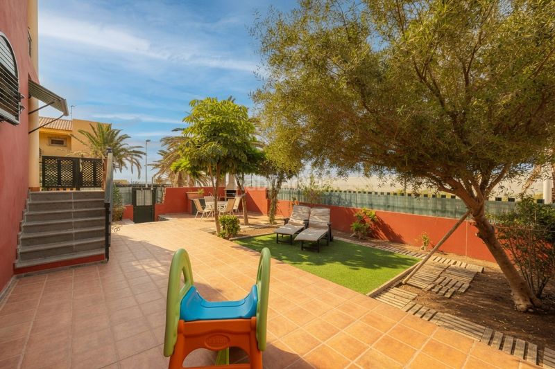 Foto 5966cdfb-9497-4310-b5cc-bdacd0679cfb. Dúplex a calle estrella polar 2 a Playa del Hombre - Taliarte - Salinetas Telde
