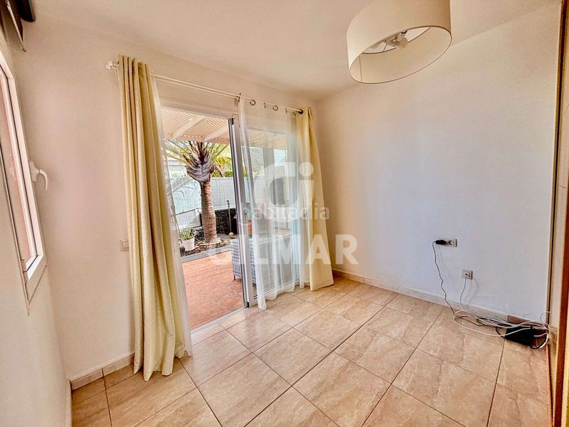 Foto 6754e132-6526-425d-a9ad-62faa2f1b61f. Casa aparellada a Playa Fañabé Alto Adeje