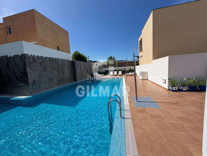 Foto 51441495-caa5-442a-88cd-1cdb238329f6. Xalet amb aparcament piscina a Palm - Mar Arona