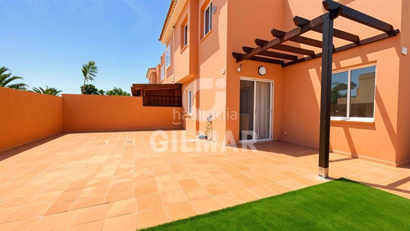 Foto 75422b27-9c19-4d7f-bfe8-1d71b6f31c0f. Xalet amb aparcament piscina a Palm - Mar Arona