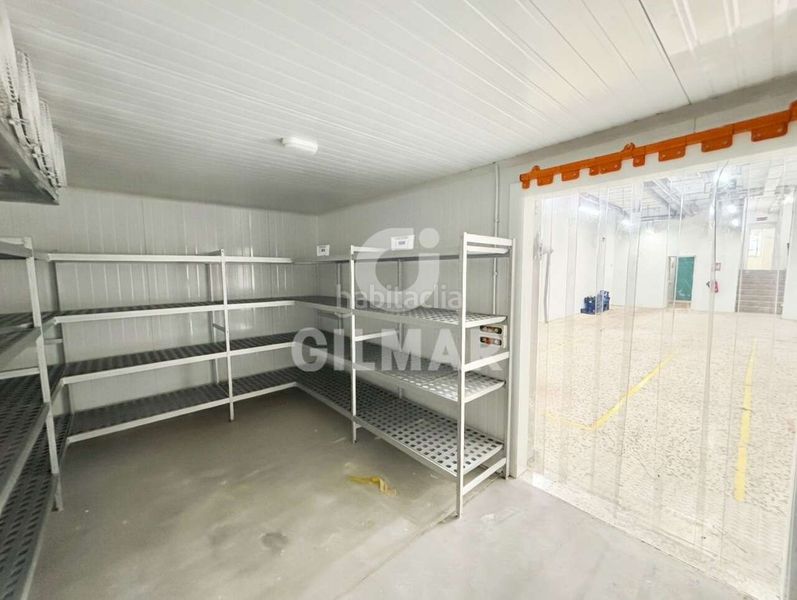 Foto 1d5552df-451d-4b6d-a1d5-eaa26c1a877f. Local comercial a Duggi - Rambla - Los Hoteles Santa Cruz de Tenerife