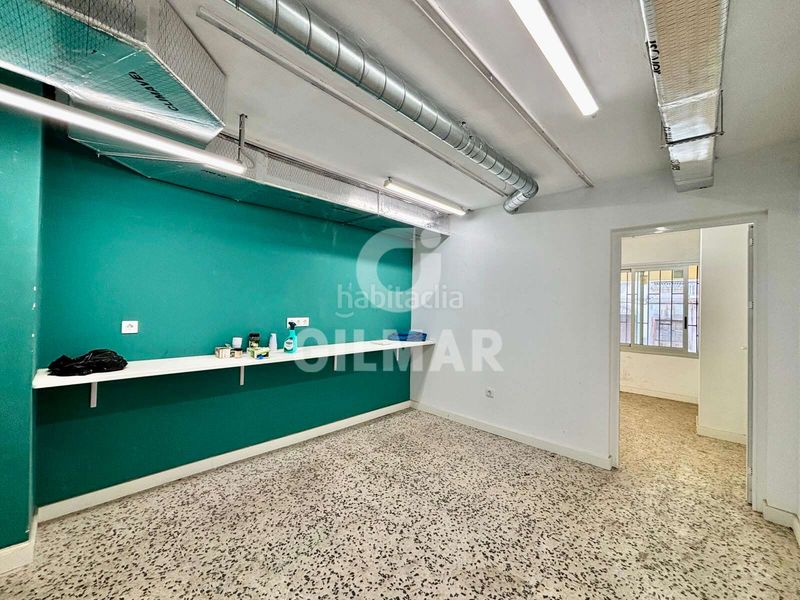 Foto cc59b52b-1566-4d1c-9a6d-d44fe4e5b9fc. Local comercial a Duggi - Rambla - Los Hoteles Santa Cruz de Tenerife