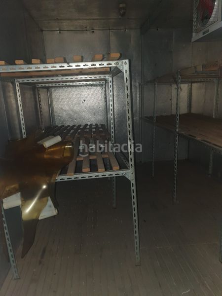 Foto d4aa2eed-6f4a-4856-bda6-a00b3202bfac. Nau industrial a La Cañada - Aldea Moret Cáceres