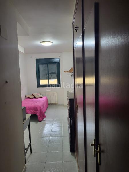 Foto d0078ce2-2335-45ec-b89d-03b5df9aa51d. Piso  centrico con vistas a gil cordero, calefacion, aire, garaje y trastero en Cáceres