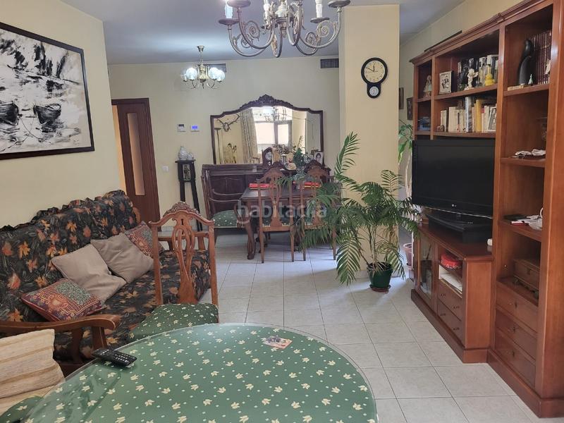 Foto d3cff18a-855e-409b-a928-96369ba6459d. Piso  centrico con vistas a gil cordero, calefacion, aire, garaje y trastero en Cáceres