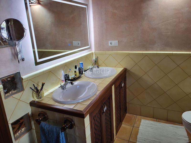 Foto b2acef5a-fef0-41a0-a8b6-4dc17bed45de. Casa a Casco Antiguo Cáceres