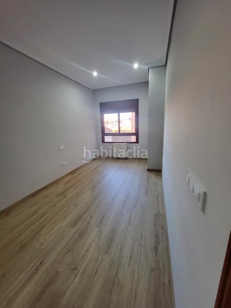 Foto 6045841f-09dd-42ff-9d7b-529a1421da85. Lloguer apartament a calle de maluquer 3 a Centro Cáceres