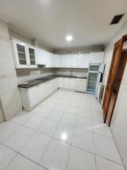 Lloguer Pis  Calle argentina. Piso centrico de tres dormitorios sin muebles