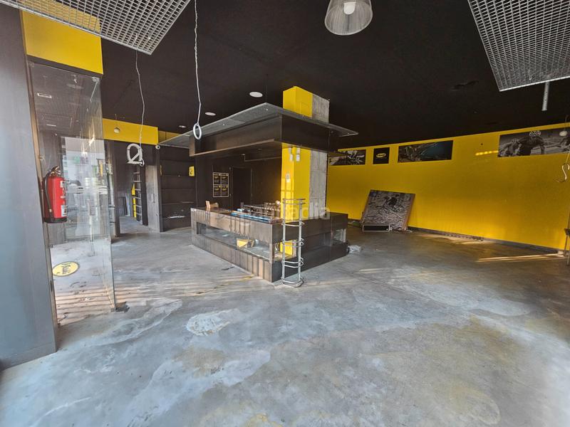 Foto 9f302607-5dcb-42e2-8f35-66cd5143bb7b. Rent business premise in Centro Cáceres