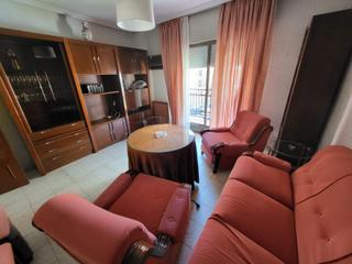 Location Appartement  Plaza gante. Piso de estudiantes muy centrico al lado de los multiples