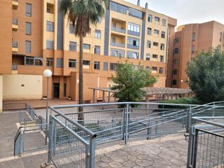 Lloguer Pis  Calle oporto. Piso en alquiler en la zona de cabezarubia sin mueble