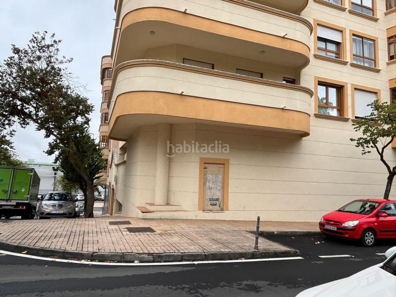 Foto f4af53a5-55fa-4020-a3d5-b297ecd312b3. Alquiler local comercial alquiler de local en la zono del eroski en caceres en Cáceres