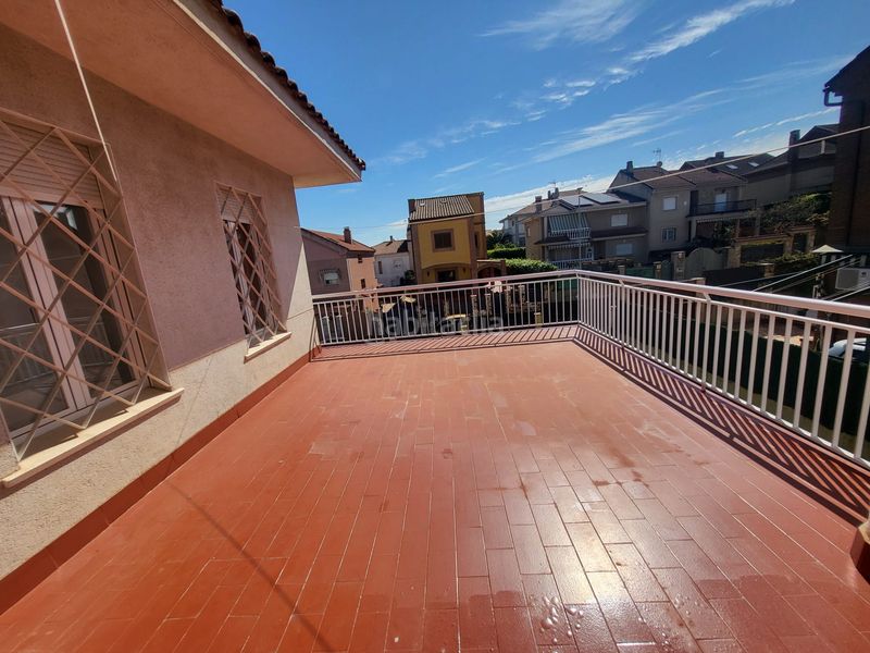 Foto 5349935b-2b65-40f5-89d6-2ee8ed6a6ac3. Chalet  indepemdiente con parcela de 650m2 en Cáceres