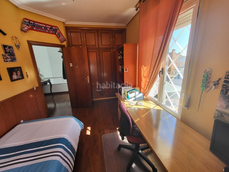 Foto 8c4eb5d8-0fc3-4150-b03e-5f92284a4397. Chalet  indepemdiente con parcela de 650m2 en Cáceres