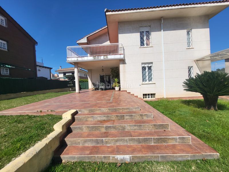 Foto bc35c0c8-ceb2-46fc-b564-dff635f78fa9. Chalet  indepemdiente con parcela de 650m2 en Cáceres