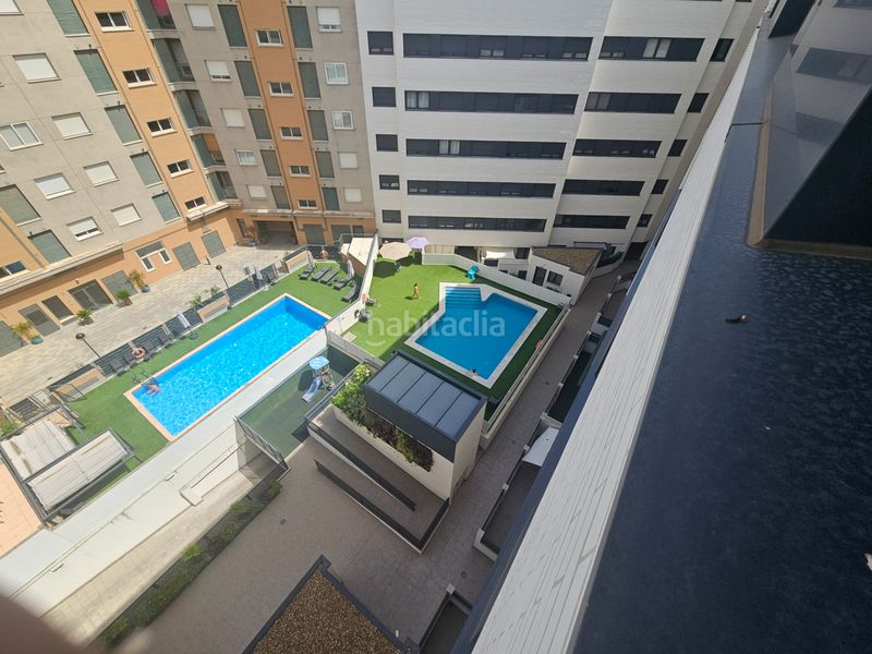 Foto 075119aa-e516-4d37-8302-390fe1e8ff76. Flat with heating parking pool in Centro Cáceres