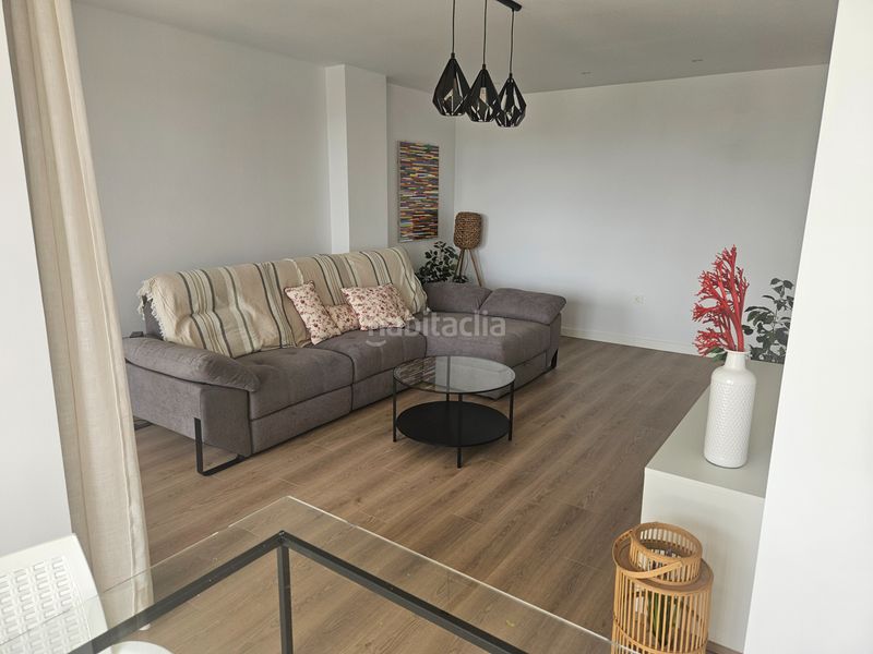 Foto af6d6b21-9b6b-44e9-ba89-4f5978b14f50. Flat with heating parking pool in Centro Cáceres