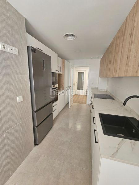 Foto f59351e2-6047-4257-99bd-3707ad2fa56d. Flat with heating parking pool in Centro Cáceres
