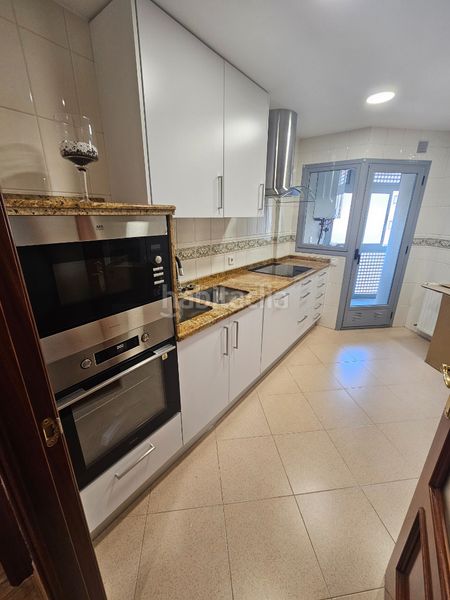 Foto b5748671-8966-4680-bd07-252dde5dc429. Affitto appartamento con riscaldamento in Centro Cáceres