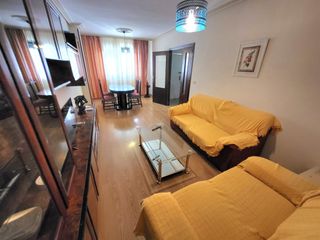 Rent Semi detached house  Calle sierra de san pedro. Alquiler de un unifamiliar zona la cañada