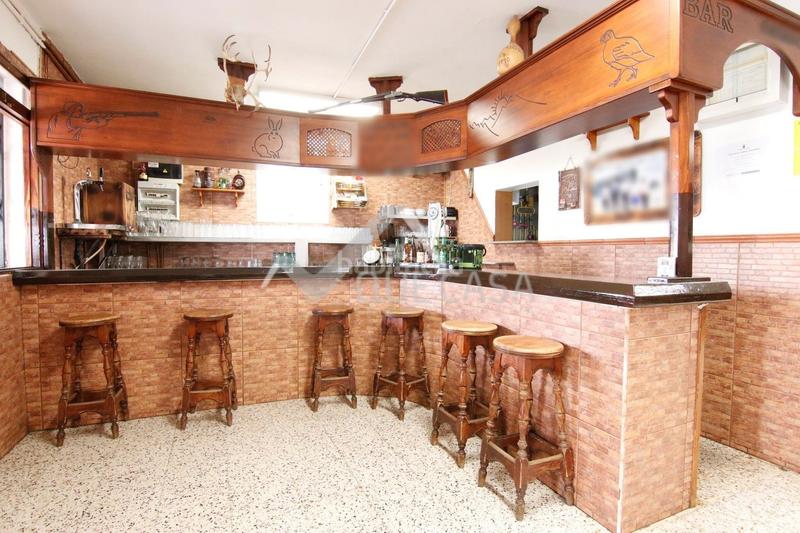 Foto 164cd9d2-e4a4-4a7e-b2b0-cc98273d34c9. Local comercial a Sequero Ingenio