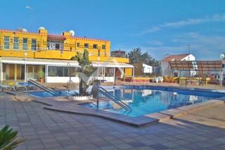 Casa a Sonnenland. Vt6107. conjunto de bungalow y dos semisótanos en sonneland.