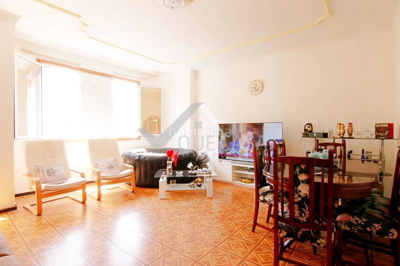 Foto 7b4448d8-6139-43dd-bb4e-a33fa094f3cb. Appartement dans Vecindario - El Doctoral - Cruce de Sardina Santa Lucía de Tirajana