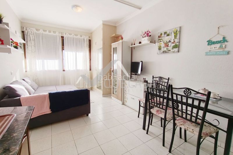 Foto 0a4c0089-5c57-4394-89e2-e97c9d9bf414. Rent studio in Arucas casco Arucas