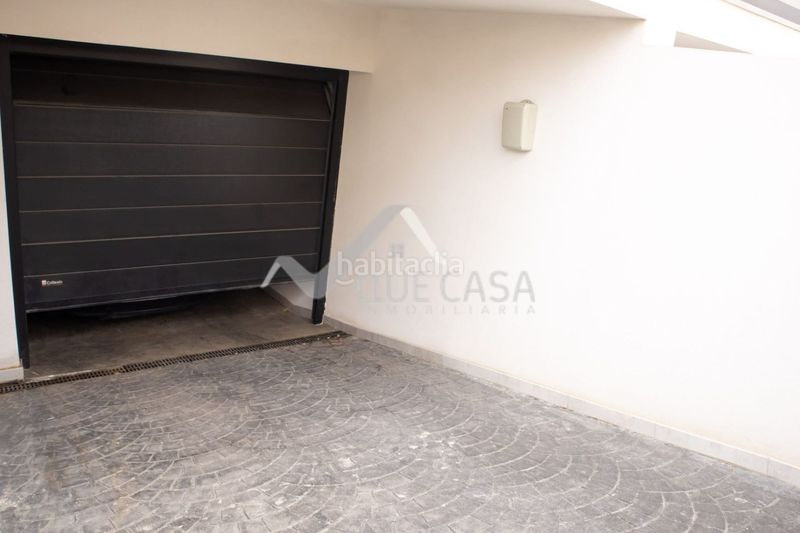 Foto 2246780e-8d60-4c57-b3b2-2e01044c852c. Lloguer dúplex amb aparcament a Playa de Arinaga Agüimes