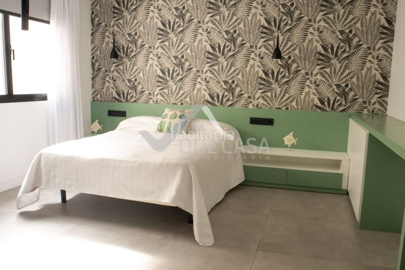 Foto 812cfa94-d954-48ec-9079-97c8b67ad025. Lloguer dúplex amb aparcament a Playa de Arinaga Agüimes