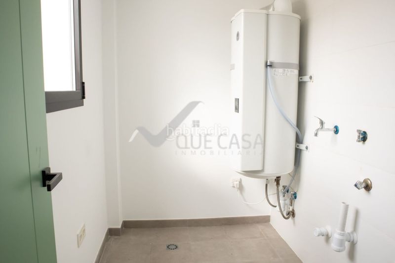 Foto f1d445ed-f7ee-4f8f-8c00-0f94720b997d. Lloguer dúplex amb aparcament a Playa de Arinaga Agüimes